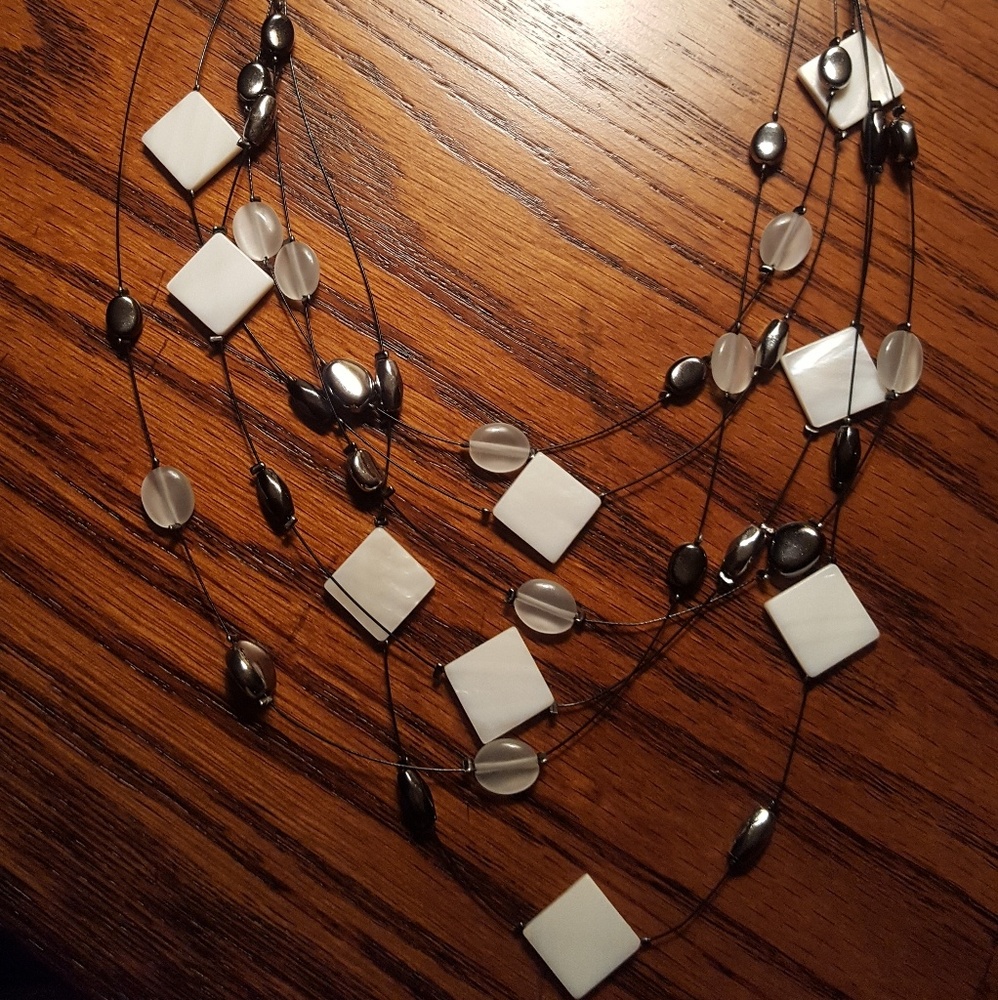 Lia Sophia beaded necklace